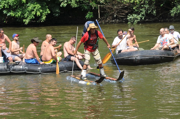 Весели спуст: И хладни Ибар је прокључао